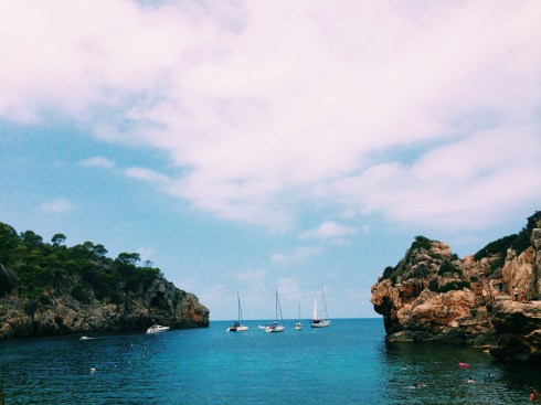 Processed with VSCOcam with c1 preset