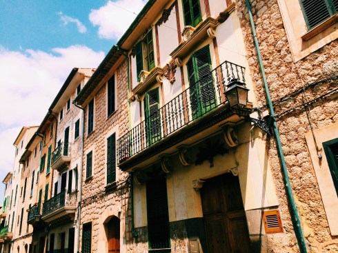 Processed with VSCOcam with c1 preset